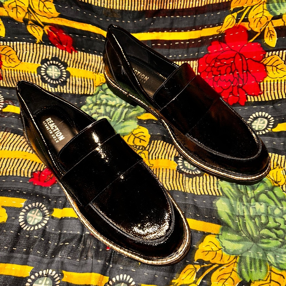Kenneth Cole Women’s Franciss Loafer - Size 11